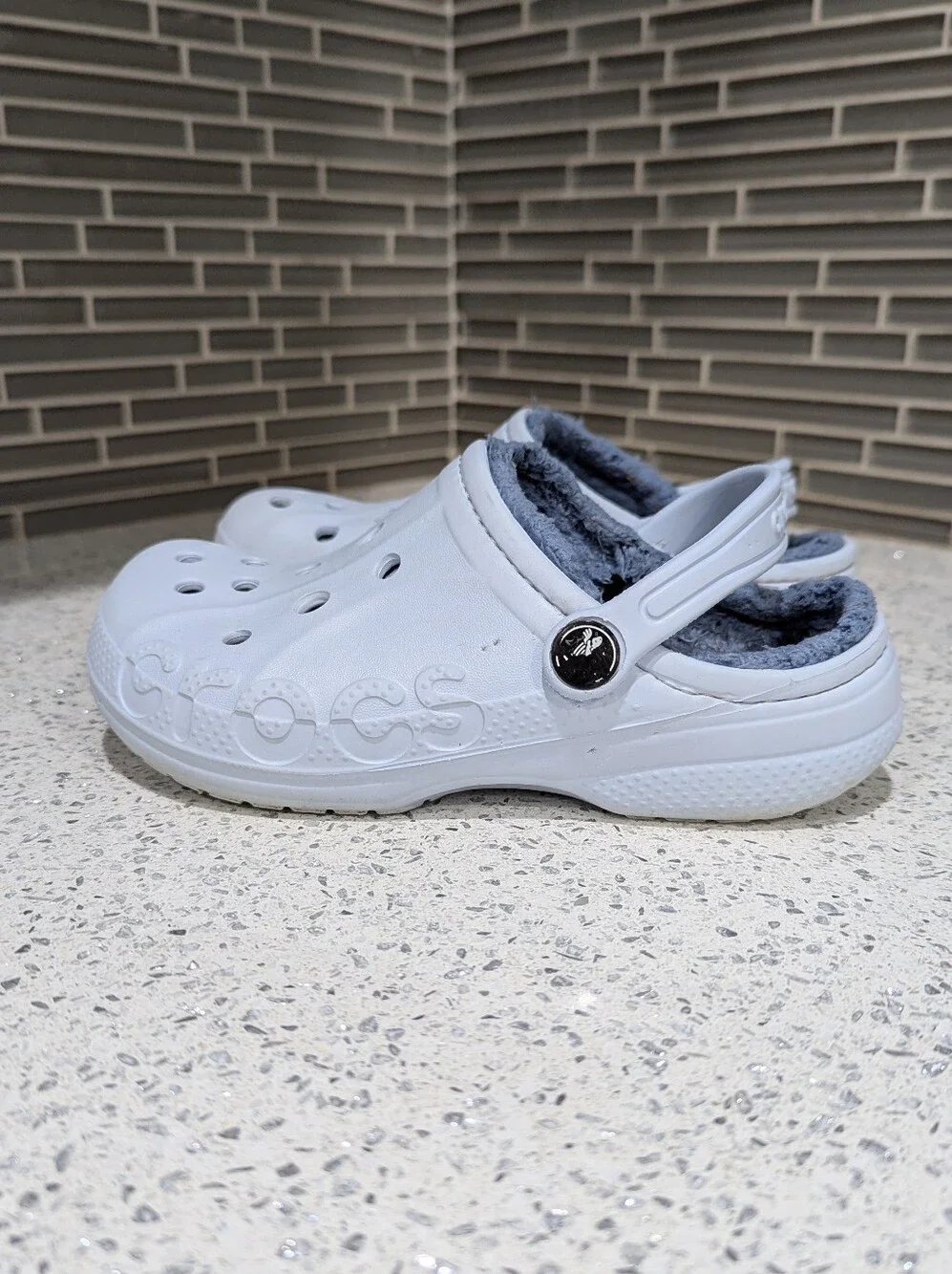 Crocs Kids Baya Lined Clog Classic Light Blue Shoes Furry Fuzzy Girls Size 1